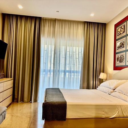 Mdc Luxury Rooms Napoli Esterno foto