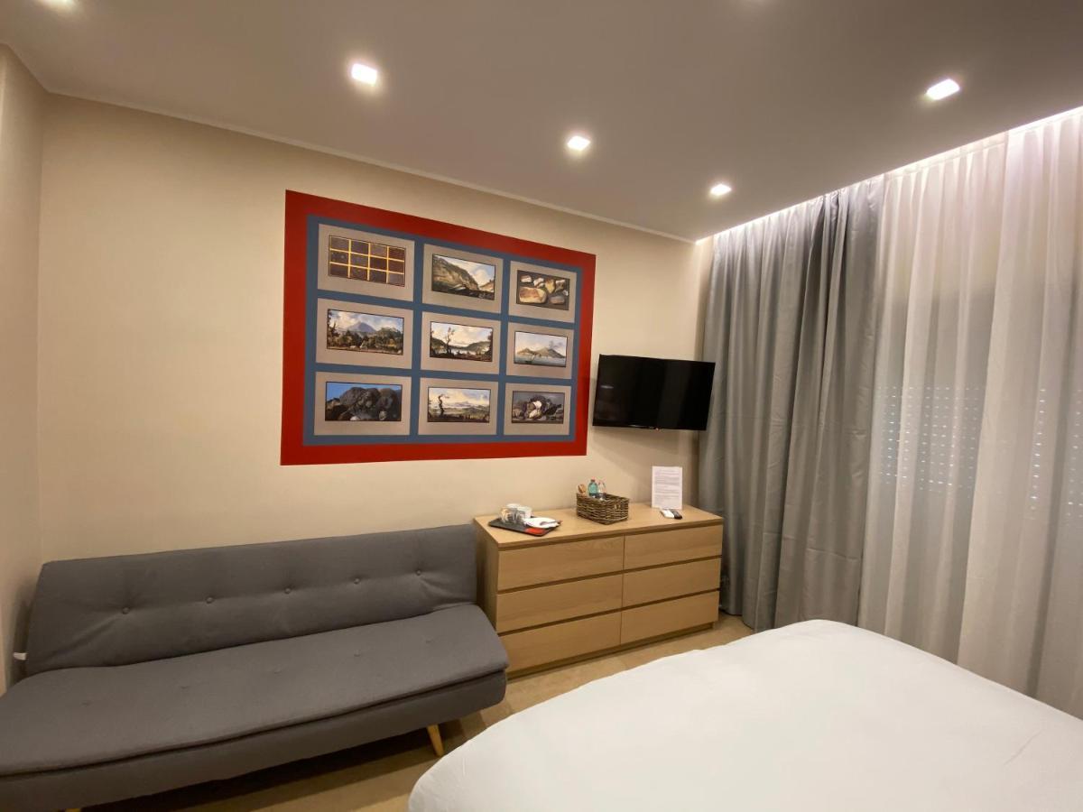 Mdc Luxury Rooms Napoli Esterno foto